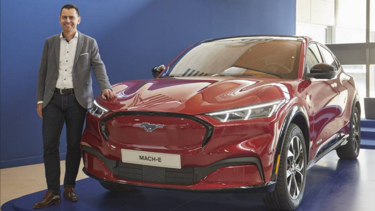 Ford recortará hasta un 50% las horas de trabajo en su planta de Valencia por el coche eléctrico